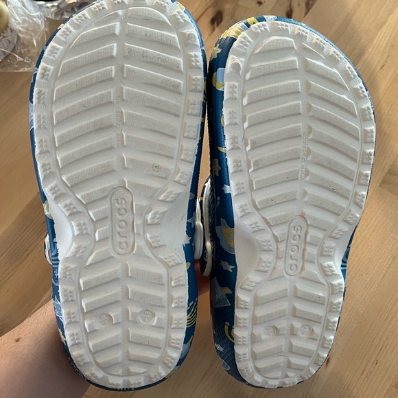 Crocs - Picture 4 of 5